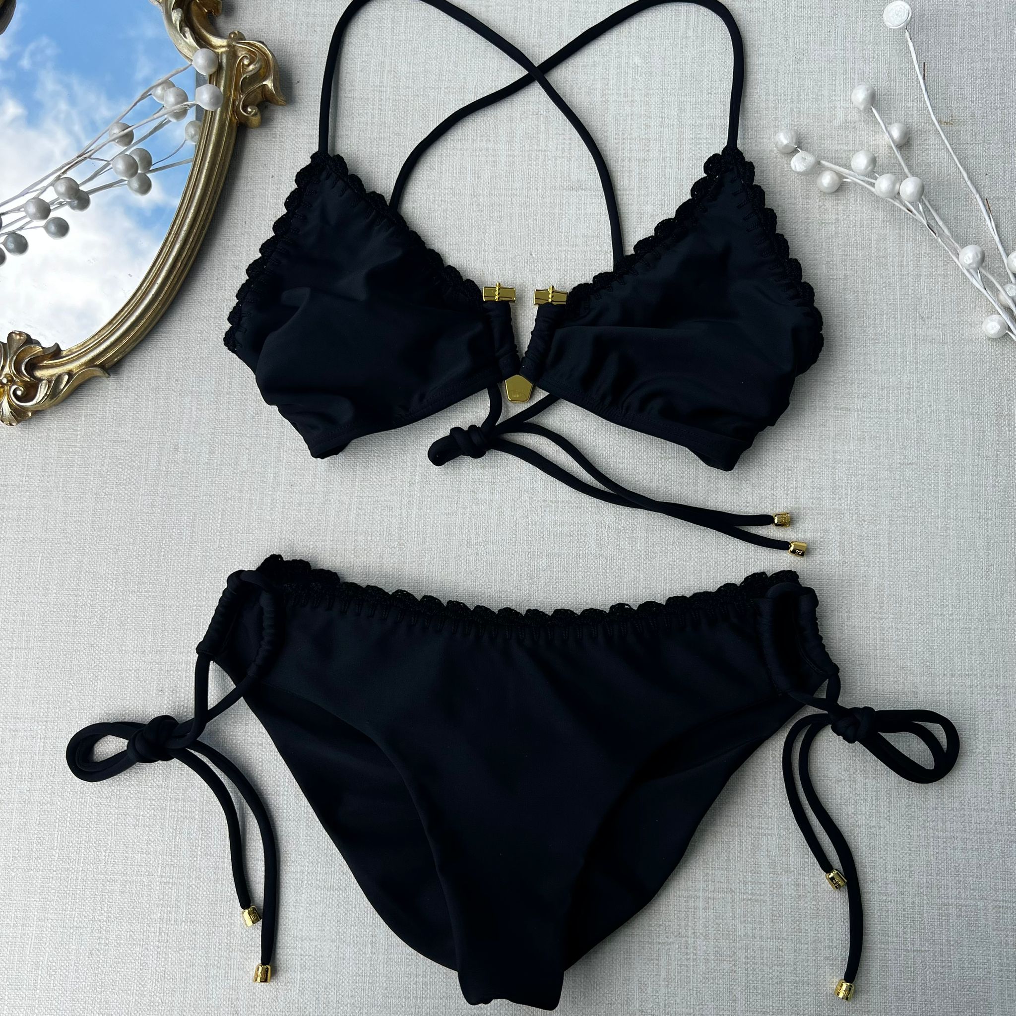 Yekas - Crasqui Black Two Pieces